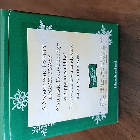 Hallmark Vintage 2003 A SWEET FOR TWEETY Looney Tunes Miniature Ornament - Picture 2 of 6